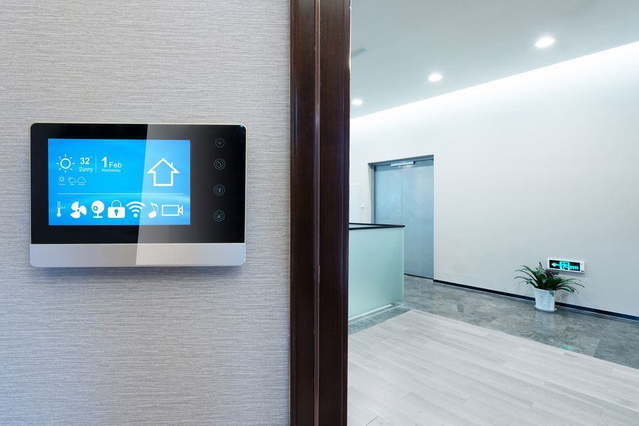 Smart Home Security - Steuerung an der Wand